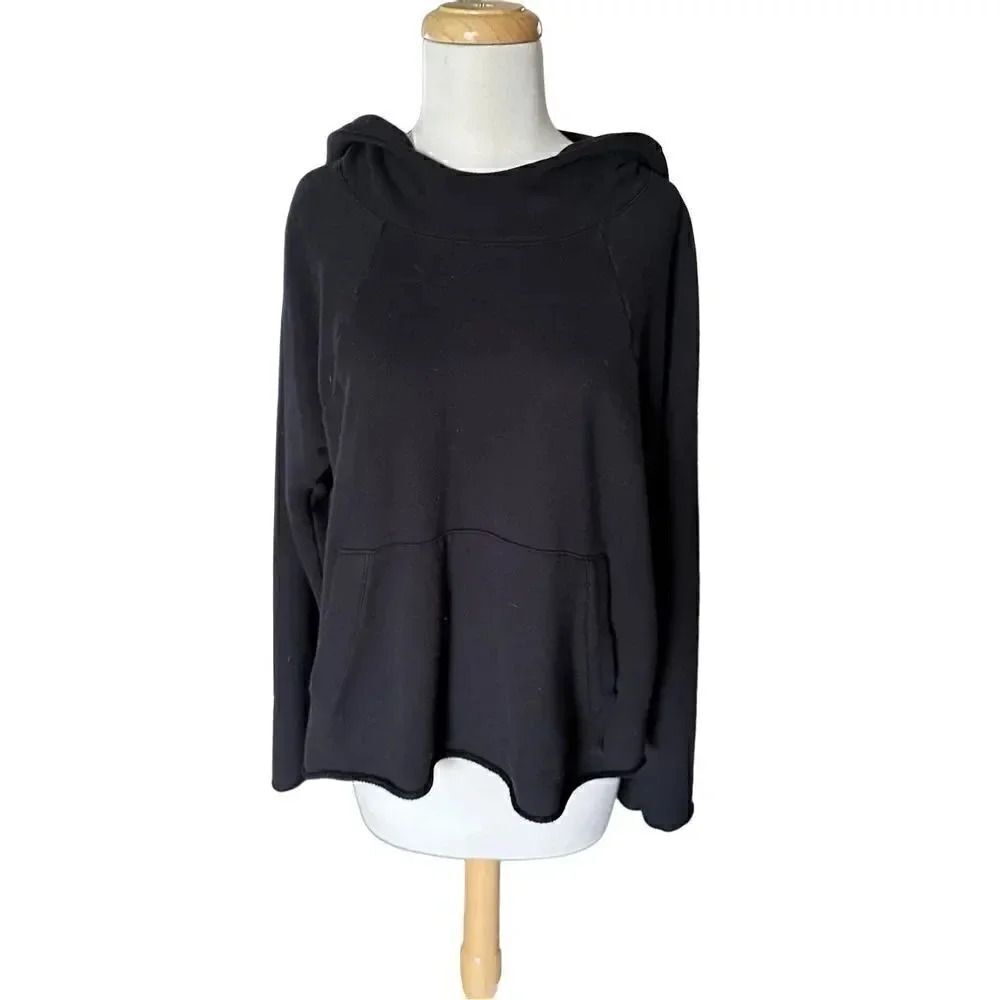 Athleta black pullover hoodie size Large